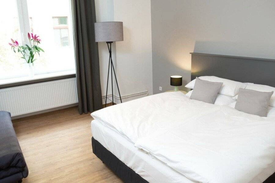 BENSIMON apartments Mitte - Moabit hotel bedroom