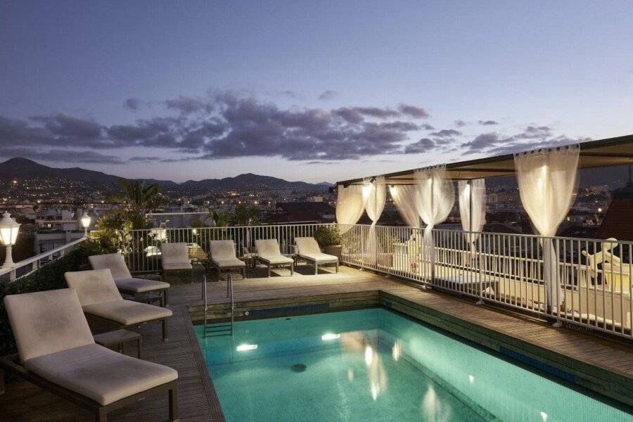 Splendid Hotel & Spa rooftop pool,ocean view