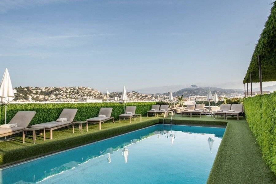 Splendid Hotel & Spa rooftop pool,ocean view