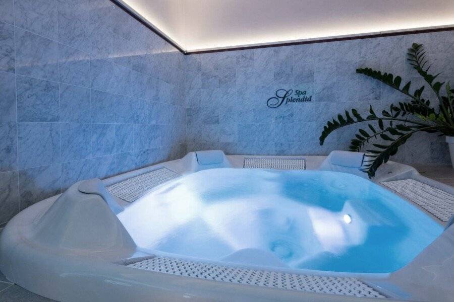 Splendid Hotel & Spa jacuzzi, spa