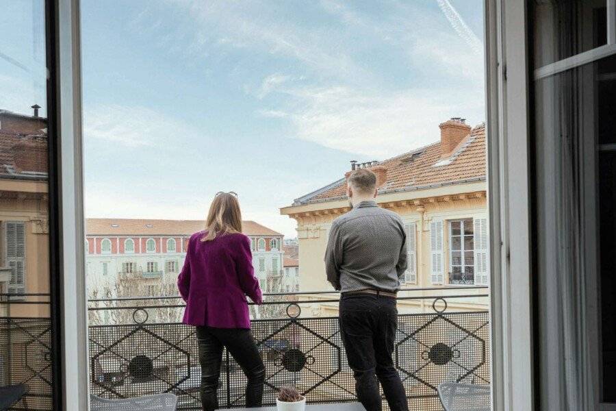 Mercure Centre Grimaldi balcony,ocean view