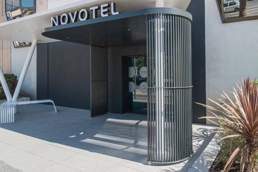 Novotel Centre Vieux facade