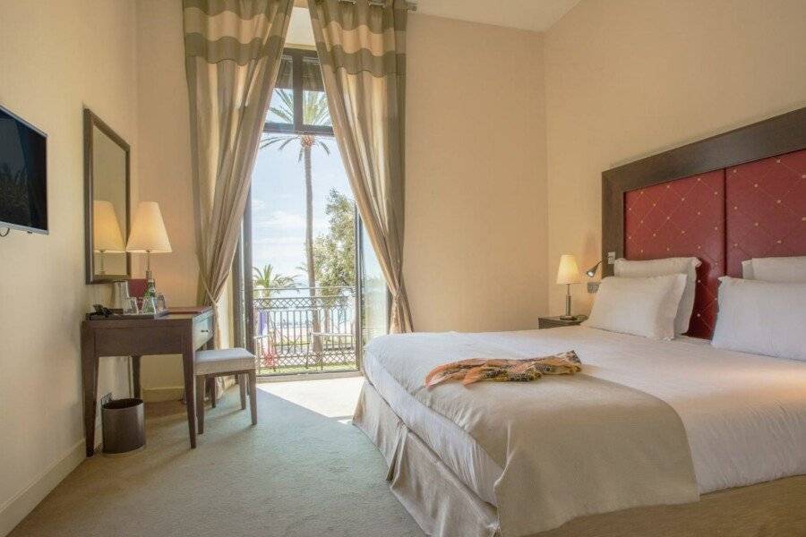 Westminster Hotel & Spa hotel bedroom,ocean view