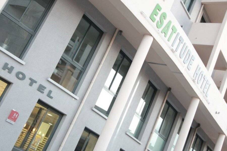 Esatitude Hotel facade, hotel facade