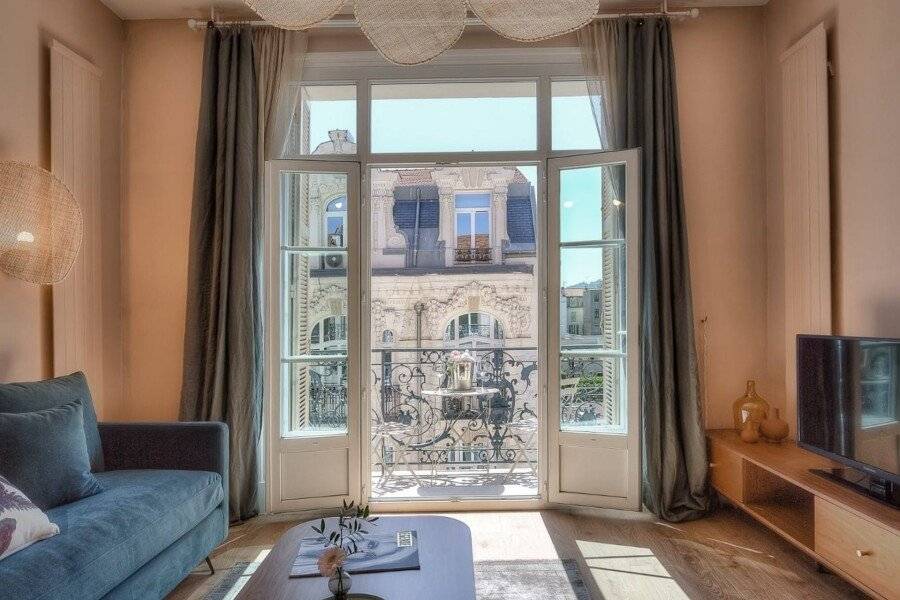 Maison Lamartine - hotel bedroom,balcony,ocean view