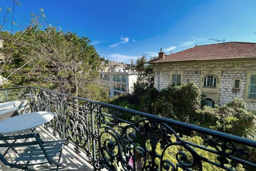 Résidence La Villa Léonie balcony,garden,ocean view