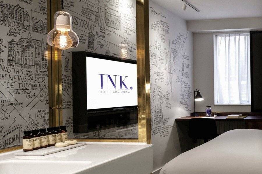 INK Hotel - MGallery Collection hotel bedroom