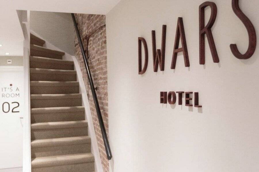 Hotel Dwars 