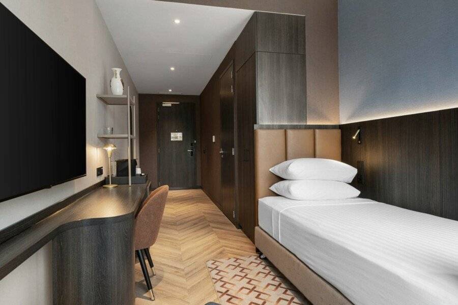 Corendon New-West, a Tribute Portfolio Hotel hotel bedroom