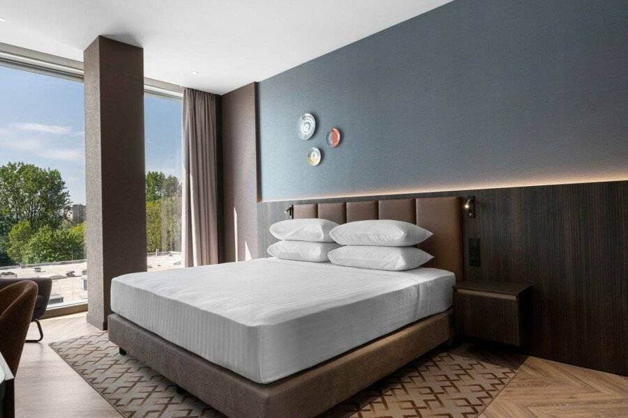 Corendon New-West, a Tribute Portfolio Hotel hotel bedroom