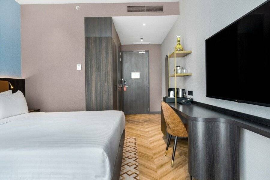 Corendon New-West, a Tribute Portfolio Hotel hotel bedroom