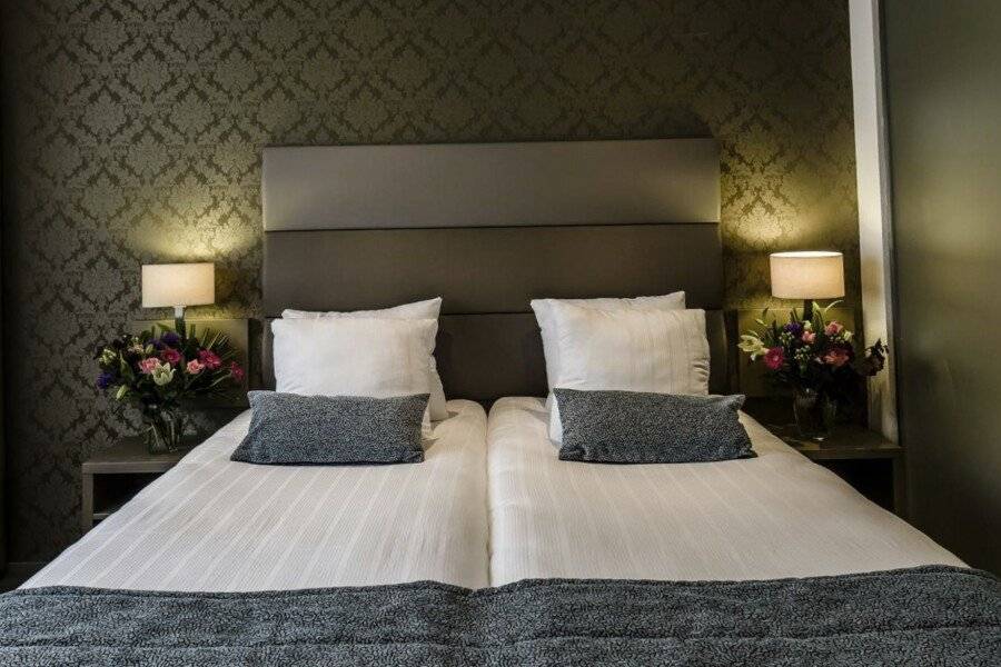 OZO Hotels Arena hotel bedroom