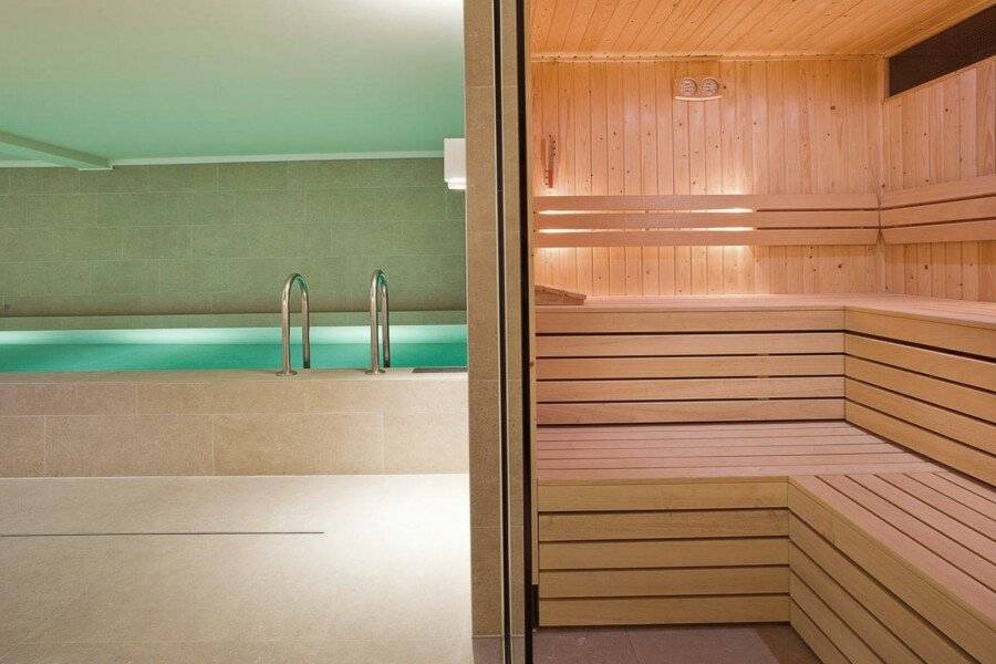 Pestana Riverside spa, sauna, indoor pool