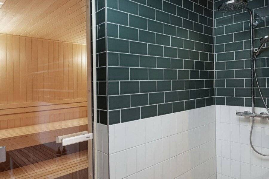 Olympic Hotel sauna