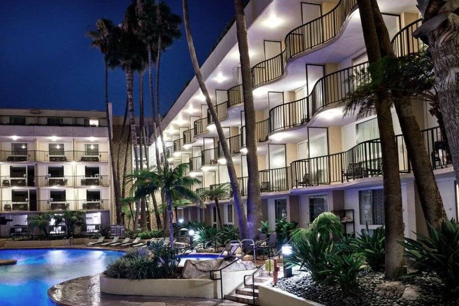 Los Angeles Airport Marriott facade,outdoor pool,garden