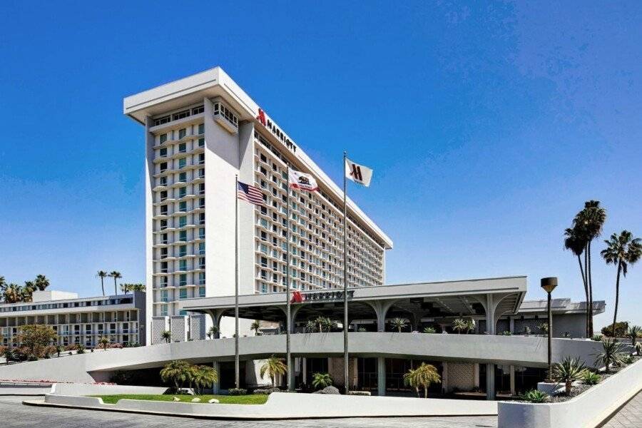 Los Angeles Airport Marriott facade