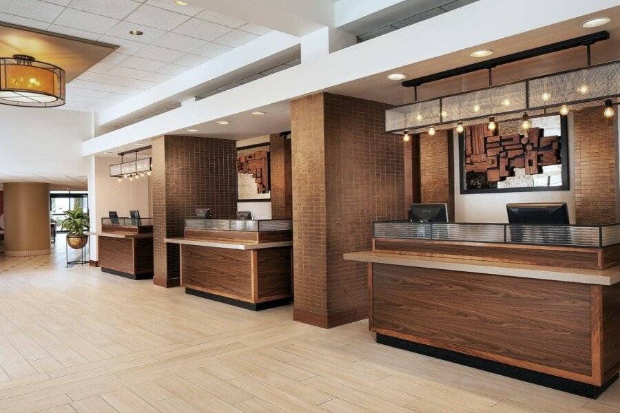 Four Points by Sheraton International Airport lobby,front desk