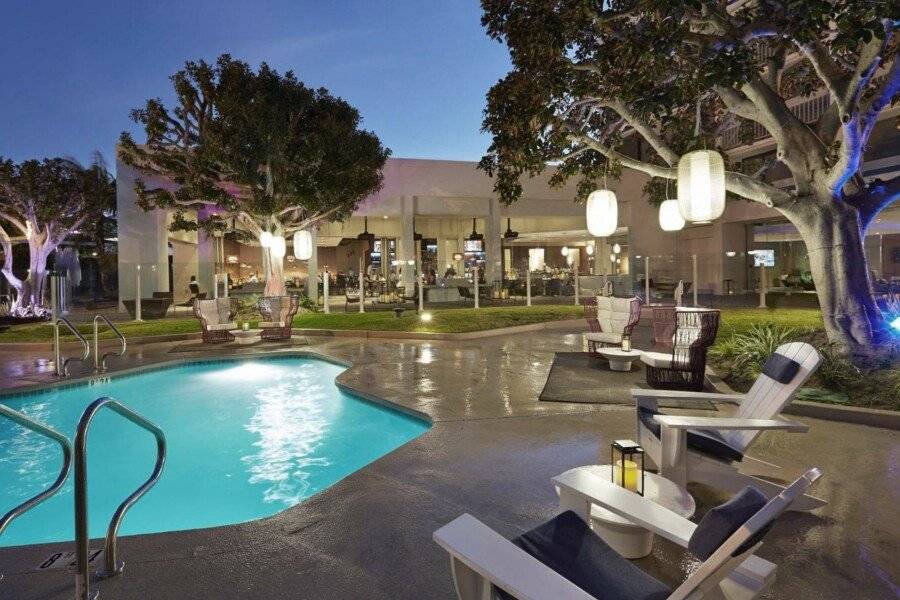 Hotel MDR Marina del Rey- a DoubleTree by Hilton outdoor pool,spa,garden