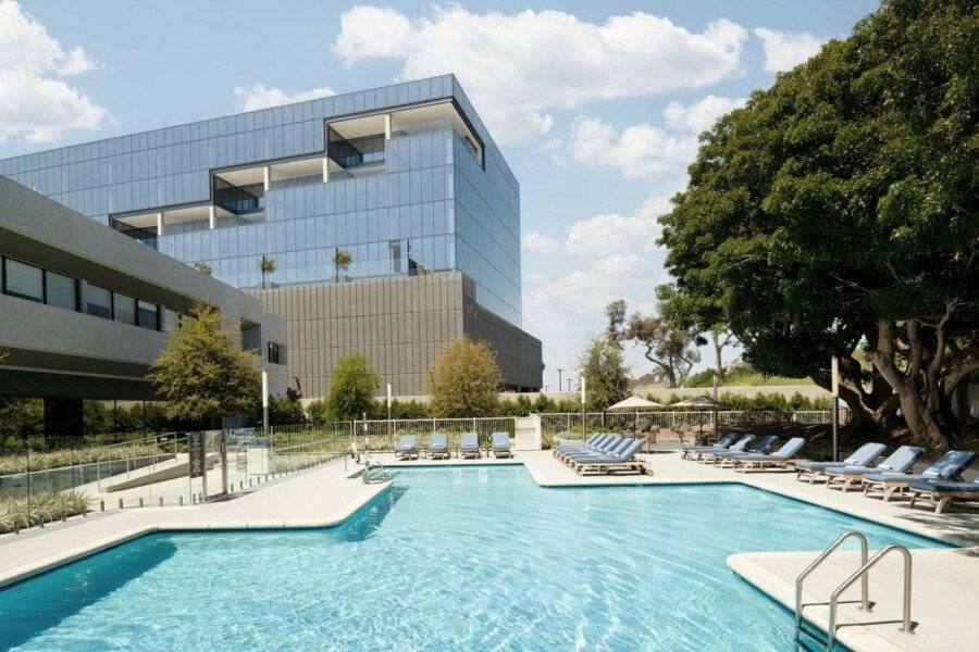 Hilton-Culver City, CA outdoor pool,hotel facade