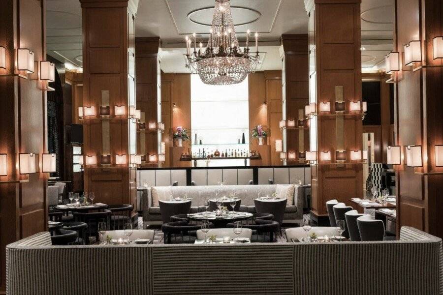 Beverly Wilshire, A Four Seasons Hotel restaurant, bar