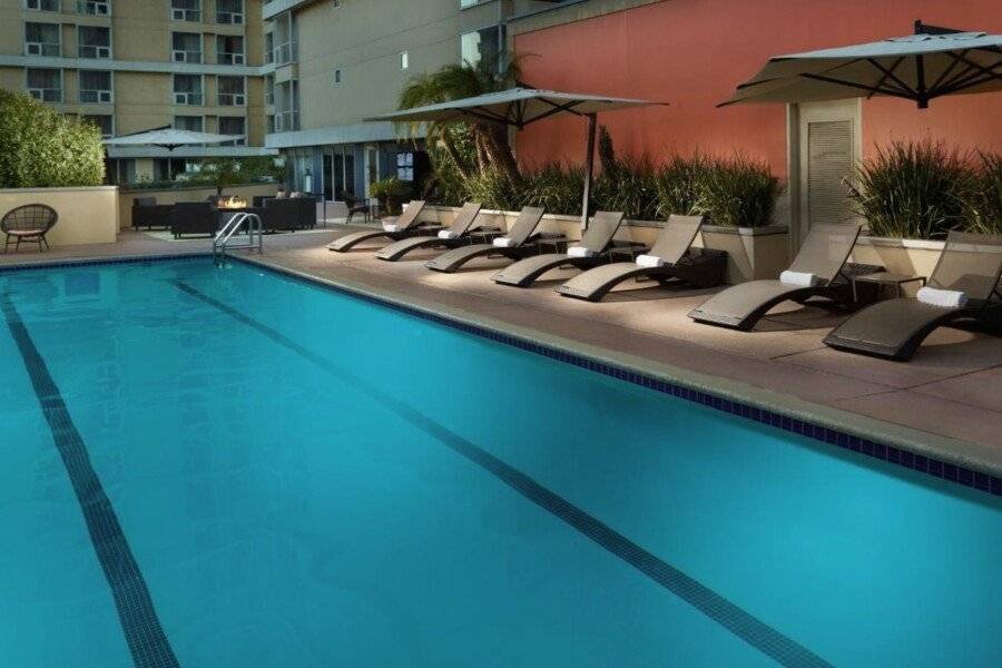 Omni Hotel outdoor pool