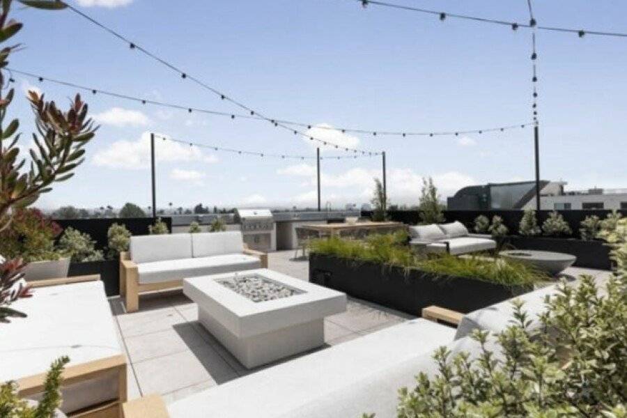 Modern Apartment Rentals rooftop pool