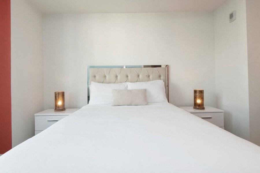 Modern Apartment Rentals hotel bedroom