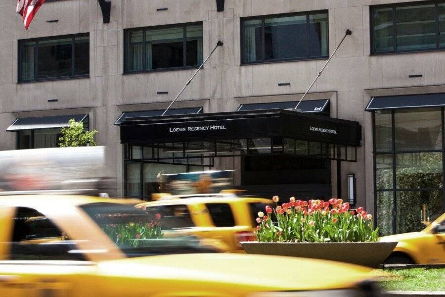 Loews Regency New York Hotel facade,