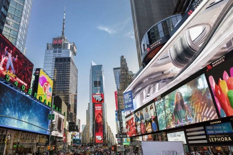 New York Marriott Marquis 