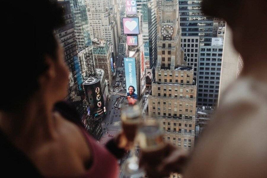 New York Marriott Marquis 