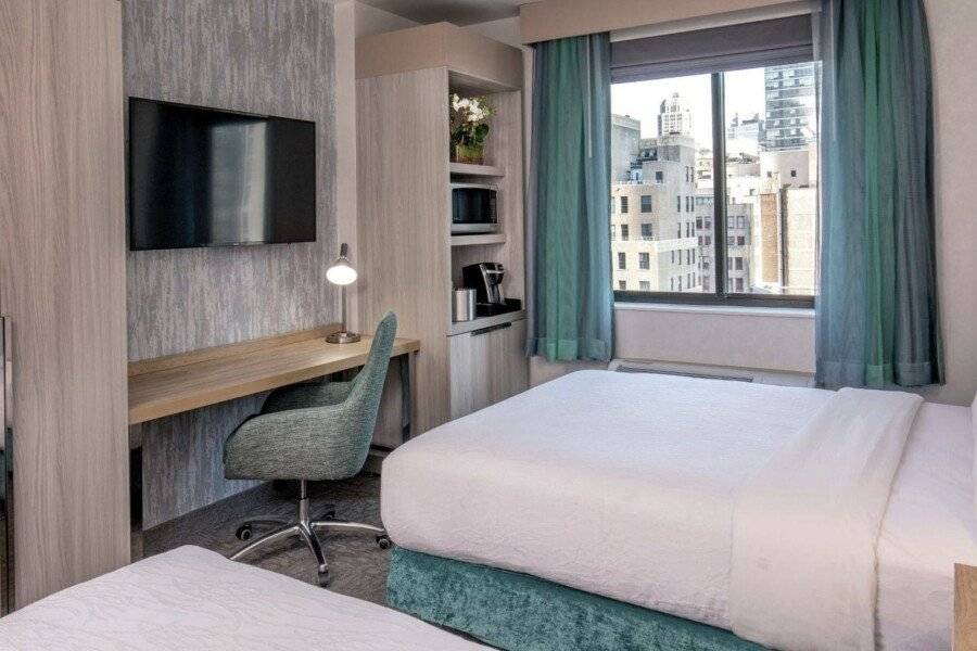 Hilton Garden Inn/Manhattan-Chelsea hotel bedroom