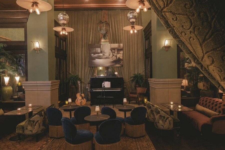 Soho Grand Hotel lobby, lounge