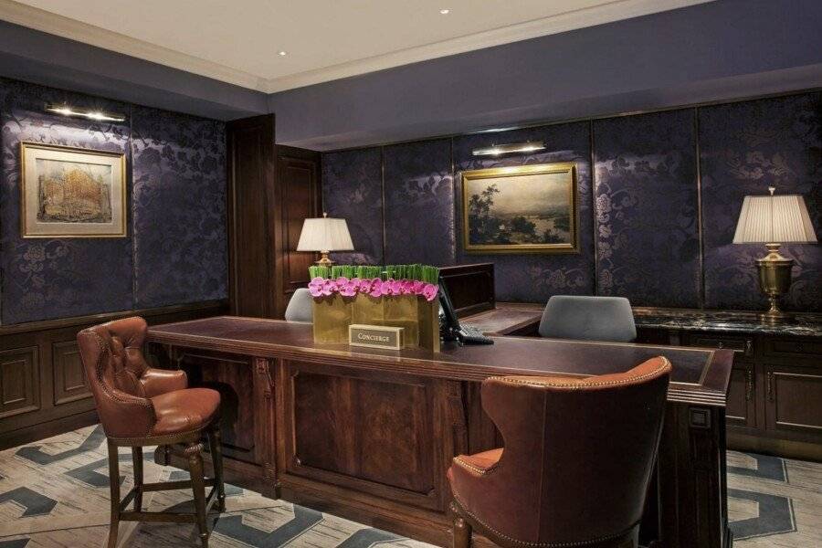 InterContinental Barclay Hotel, an IHG Hotel lobby,front desk,