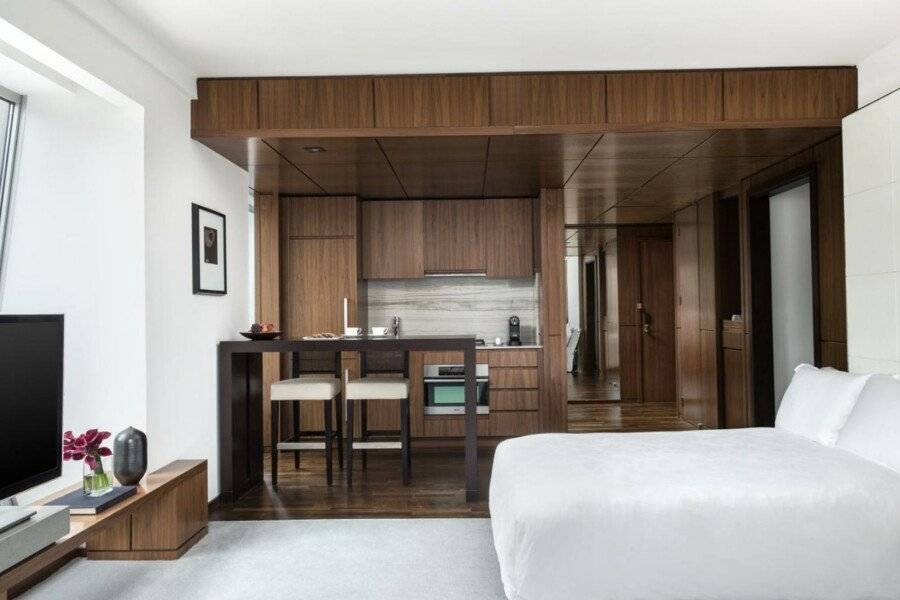 The Langham,, Fifth Avenue hotel bedroom,kitchen