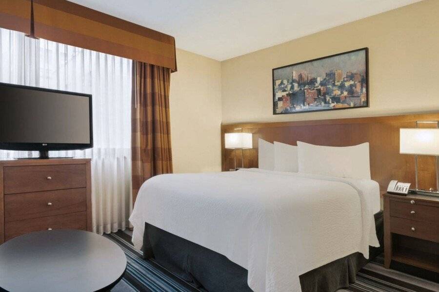 Residence Inn by Marriott Manhattan/Times Square hotel bedroom