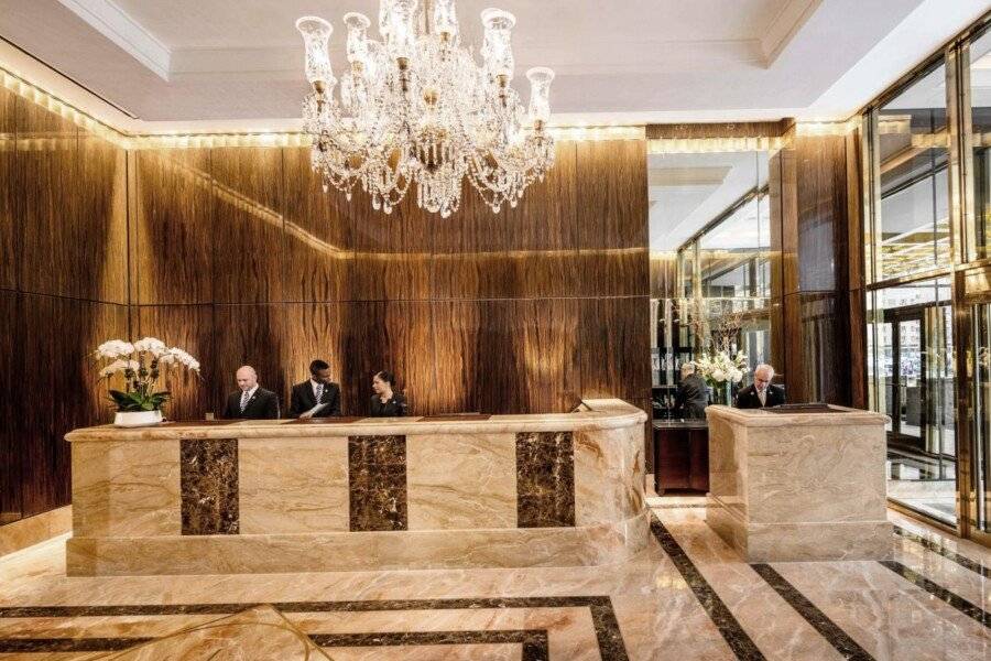 Trump International lobby,front desk