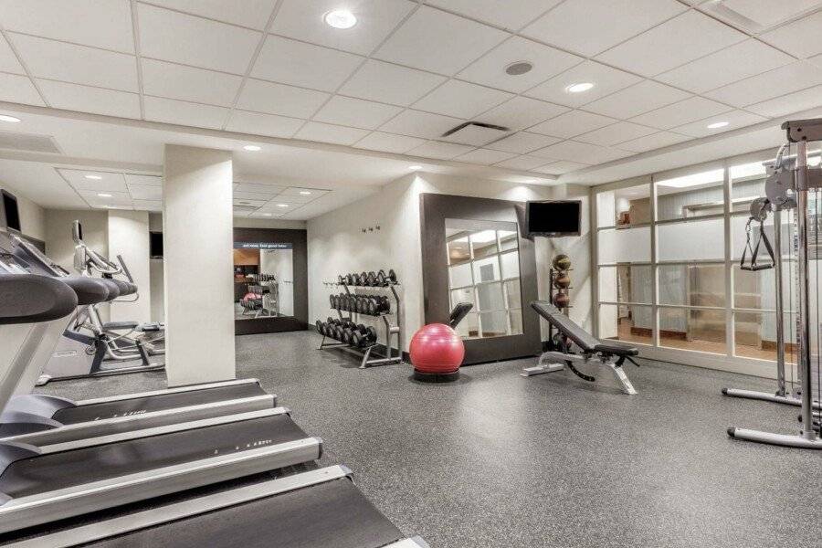 Hampton Inn Manhattan Grand Central fitness centre