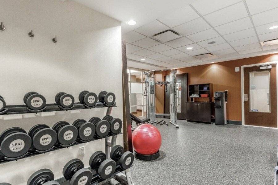 Hampton Inn Manhattan Grand Central fitness centre