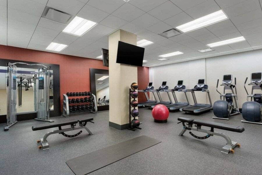 Hampton Inn Times Square Central fitness centre