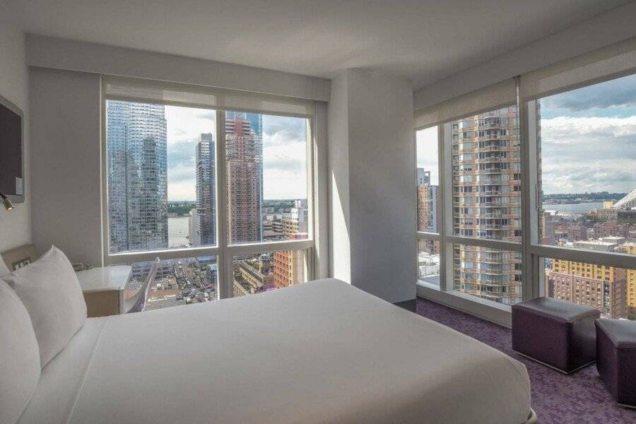 YOTEL Times Square hotel bedroom,ocean view