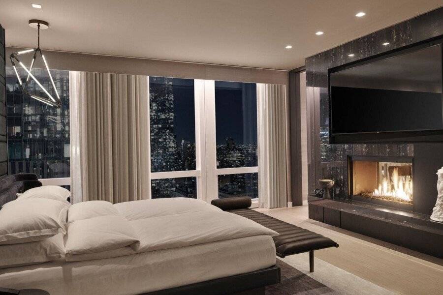 Equinox Hotel Hudson Yards City hotel bedroom