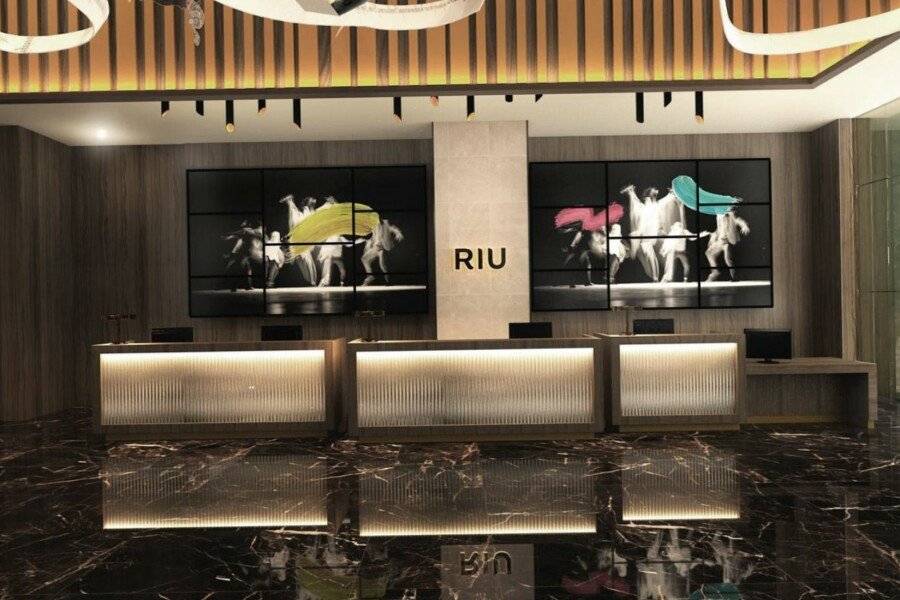 Riu Plaza Manhattan Times Square lobby,front desk,