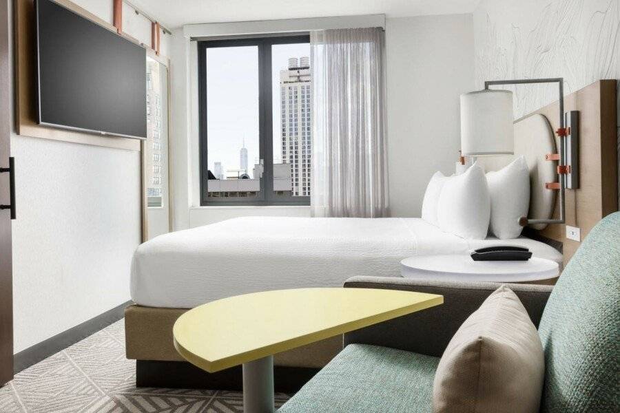 SpringHill Suites by Marriott Manhattan Chelsea hotel bedroom