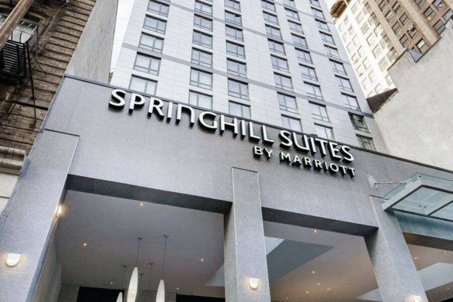 SpringHill Suites by Marriott Manhattan Chelsea facade