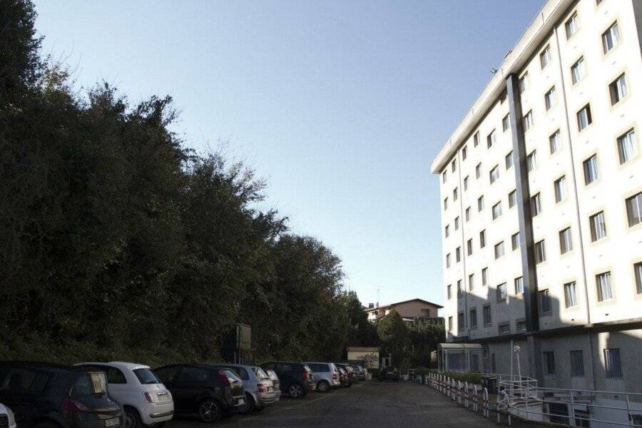 Hotel Marc&#039;Aurelio ,hotel facade,parking