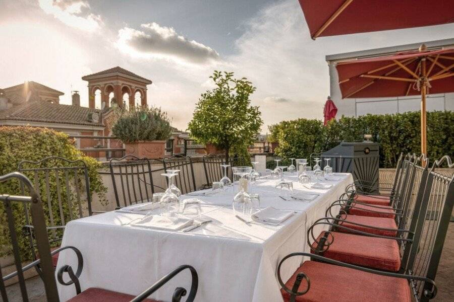 Hotel Locarno restaurant, rooftop pool