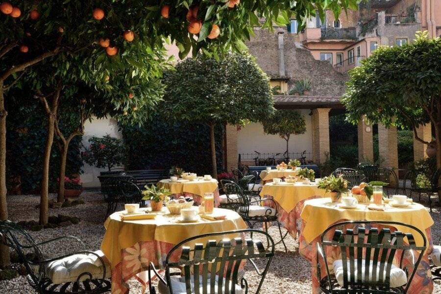 Hotel Santa Maria garden,restaurant