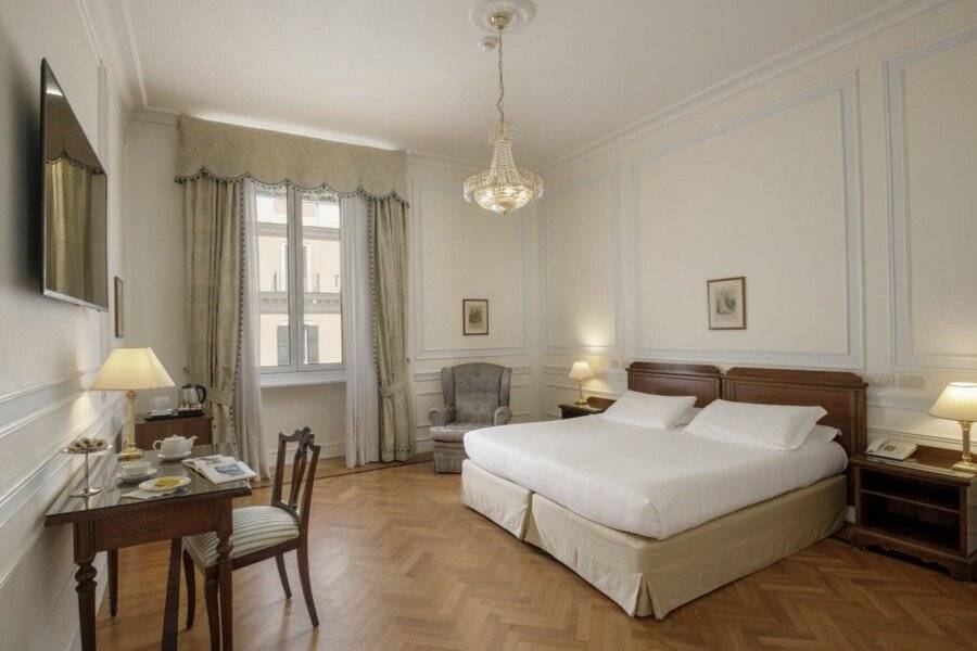 Hotel Quirinale hotel bedroom