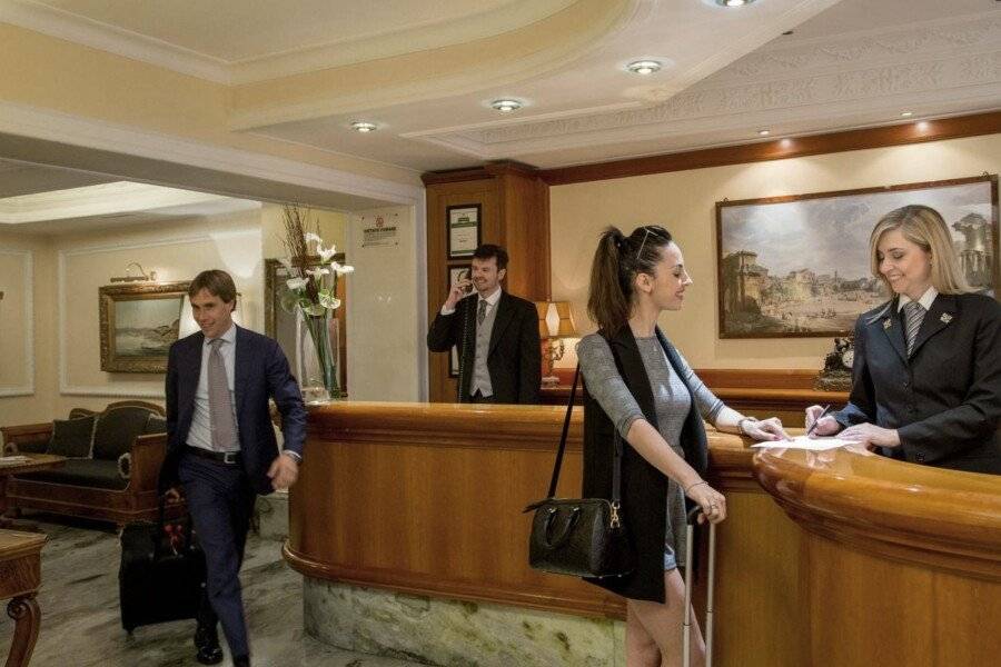 Albergo Ottocento lobby,front desk,