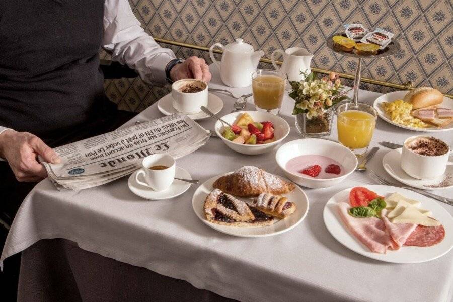 Albergo Ottocento breakfast,